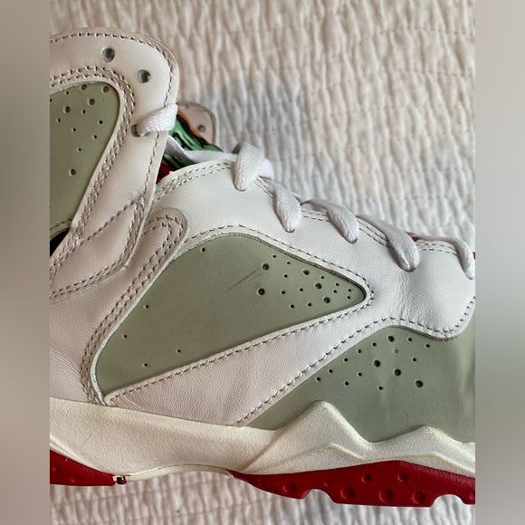 EUC Air Jordan 7 Retro 2015 “Hare” (304774-125) Size 6.5Y/ woman’s size 7.5 - Picture 12 of 14